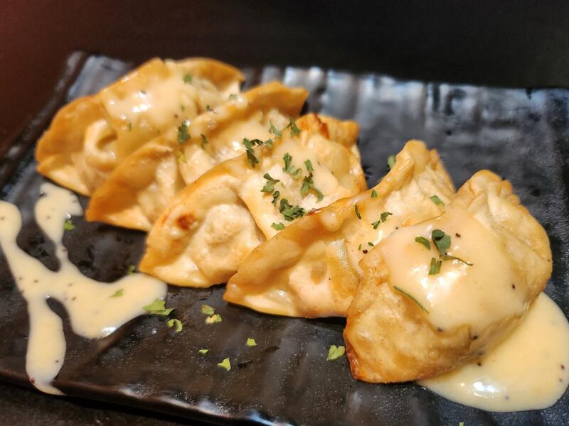 Mandoo (potstickers)