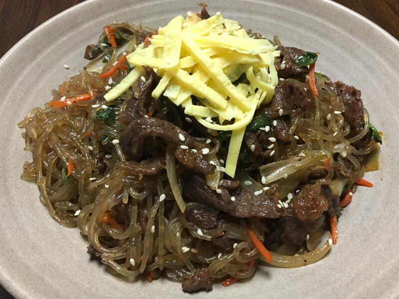 Jabchae (stir-fried glass noodle)
